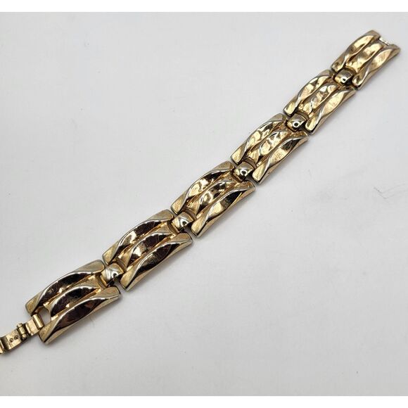 Vintage Trifari Chunky Bracelet 7.25in - Picture 2 of 4